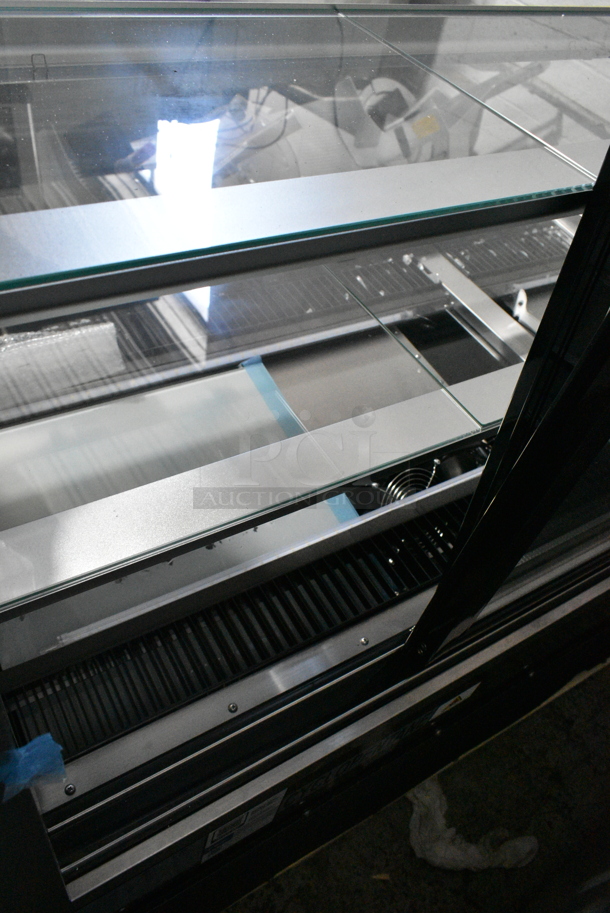 BRAND NEW SCRATCH AND DENT! Avantco 193BC72HCB 72" Curved Glass Black Refrigerated Bakery Display Case. 115 Volts, 1 Phase.  - Image 5 of 6