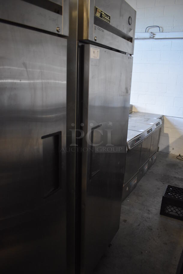 2011 True TG1R-1S Stainless Steel Commercial Single Door Reach In Cooler w/ Poly Coated Racks on Commercial Casters. 115 Volts, 1 Phase. 29x35x83. Tested and Working! - Image 2 of 4