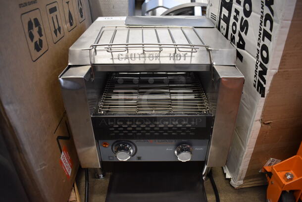 BRAND NEW SCRATCH AND DENT! Avatoast 184T140 Stainless Steel Commercial Countertop Conveyor Oven. 120 Volts, 1 Phase. 15x17x16. Tested and Working!