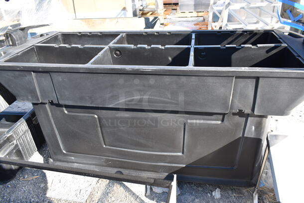 Black Poly Buffet Station on Commercial Casters. - Image 5 of 6