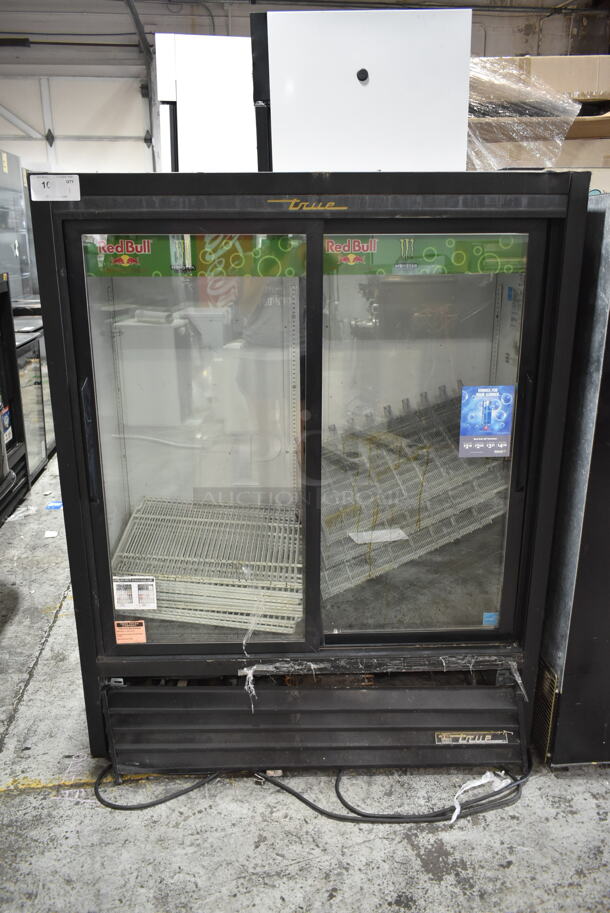 True GDM-41SL-60-HC-LD Metal Commercial 2 Door Reach In Cooler Merchandiser w/ Poly Coated Racks. 115 Volts, 1 Phase. Tested and Working! - Image 1 of 7