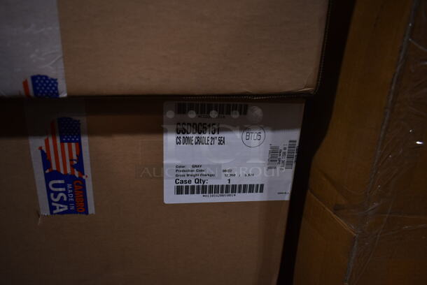 2 Boxes of 5 BRAND NEW! Cambro CSDDC5151 16 1/3" x 20 1/2" x 3 3/8" Dome Drying Cradle for Camshelving® Premium, Elements, and Elements XTRA Series. 2 Times Your Bid! - Image 3 of 6