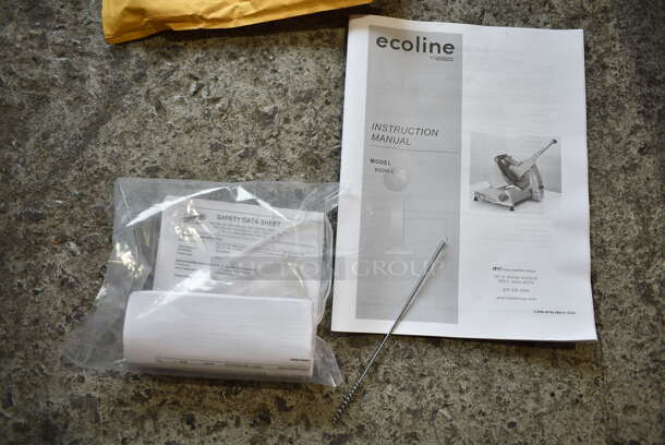 BRAND NEW SCRATCH AND DENT! Hobart ECO13 Ecoline Stainless Steel Commercial Countertop Meat Slicer. 120 Volts, 1 Phase. Tested and Working! - Image 8 of 9