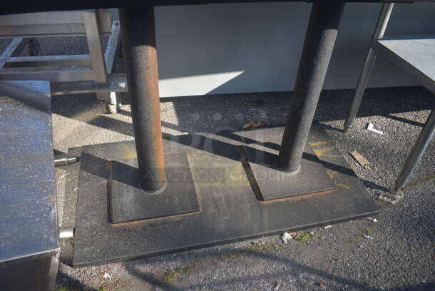 Table With Open Front And Wood Style Top On Two Steel Legs With Base. - Image 4 of 5