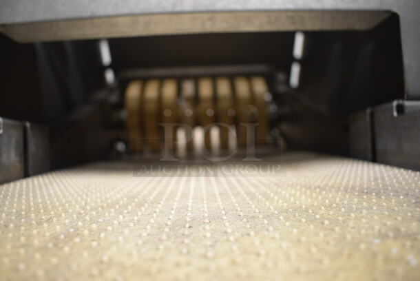 Townsend 9000 Stainless Steel Commercial Floor Style Automatic Membrane Skinner on Commercial Casters. 125-250 Volts, 1 Phase. 80x29x54 - Image 8 of 11