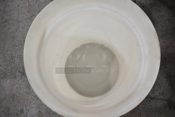 White Poly Bin w/ Lid on Dolly. - Image 4 of 5
