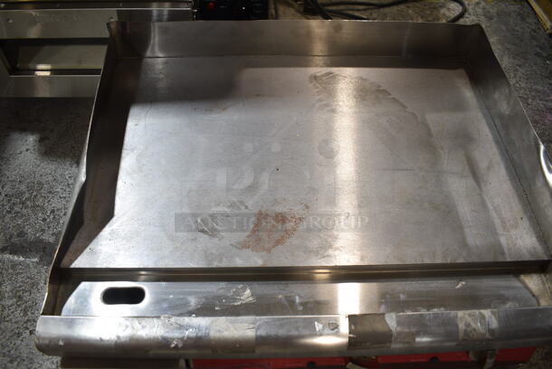 Avantco 177EG24N Stainless Steel 24" Electric Countertop Griddle. 208/240 Volts, 1 Phase. - Image 3 of 4