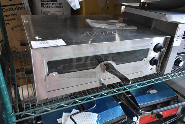 BRAND NEW SCRATCH AND DENT! Avantco 177CPO16TSGL Stainless Steel Countertop Pizza / Snack Oven with Adjustable Thermostatic Control and Glass Door. 120 Volts, 1 Phase. Tested and Working! - Image 3 of 6