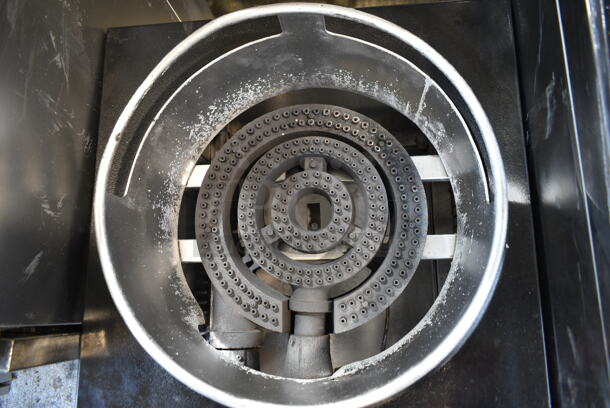 Stainless Steel Commercial Natural Gas Powered Single Burner Stock Pot Range.  - Image 2 of 5