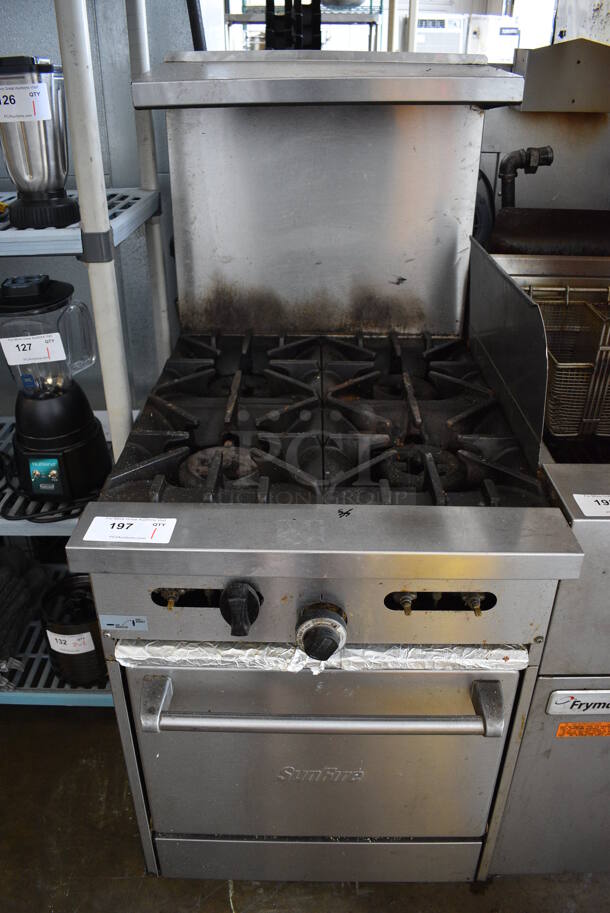 Garland SunFire Stainless Steel Commercial Natural Gas Powered 4 Burner Range w/ Oven, Over Shelf and Back Splash. 23.5x33x57