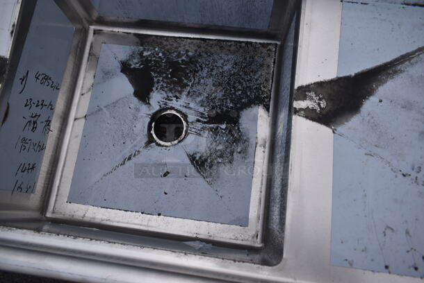 BRAND NEW SCRATCH AND DENT! Regency 600S12323224 Stainless Steel Commercial Single Bay Sink w/ Dual Drain Boards. No Legs. Bay 23x23. Drain Boards 22.5x24.5 - Image 5 of 8