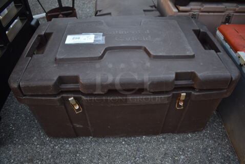 Continental Carlisle 7148 Brown Poly Food Carrying Catering Case. 30x18x15