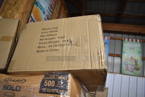 PALLET LOT of 26 BRAND NEW Boxes of Various Items Including Dart 32AJ20 32 oz. White Customizable Foam Travel Cup - 400/Case, Karat KE/BHC96-10 Hinged Containers, 4J6 Dart 4 oz. White Customizable Foam Food Container - 1000/Case, Dart Paper Food Containers, Plastic Cups, Dixie Ultra Bowls, Java Jacket Hot Cup Sleeves, Dart 20HDLC Clear High Dome Lid with No Hole - 1000/Case. 26 Times Your Bid! - Image 9 of 12