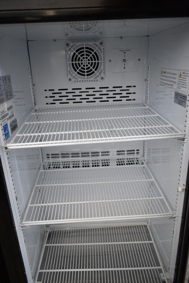 IDW G-7-F334B-HC Metal Commercial Mini Cooler Merchandiser w/ Poly Rack. 115 Volts, 1 Phase. Tested and Working! - Image 3 of 4