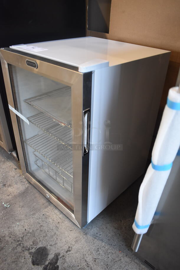 BRAND NEW SCRATCH AND DENT! Whynter BR-091WS Countertop Electric Powered Reach-In Display Glass Door Freezer With Stainless Steel Trim And Slide Out Wire Shelves. 115V/1 Phase Tested and Working! - Image 3 of 4