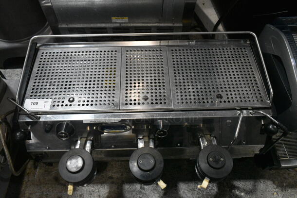 La Marzocco Strada 3MP Stainless Steel Commercial Countertop 3 Group Espresso Machine w/ 2 Portafilters and 2 Steam Wands. 220 Volts, 1 Phase. - Image 2 of 8