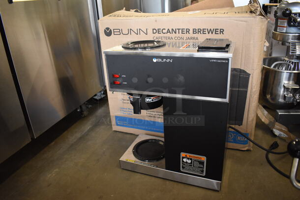BRAND NEW IN BOX! 2022 Bunn VPR Stainless Steel Commercial Countertop 2 Burner Coffee Machine w/ 2 Coffee Pots and Poly Brew Basket. 120 Volts, 1 Phase. 16x8.5x20 - Image 3 of 12