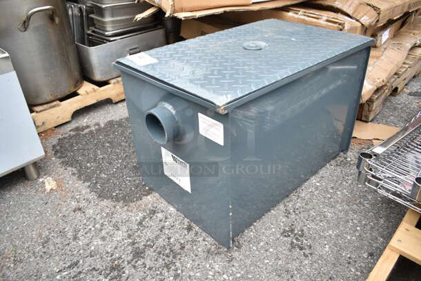 BRAND NEW SCRATCH AND DENT! Watts WD-25 Metal Commercial 50 lb. Grease Trap.  - Image 3 of 5