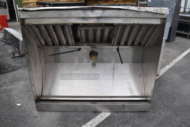 5' Metal Commercial Grease Hood w/ Filters and Light.