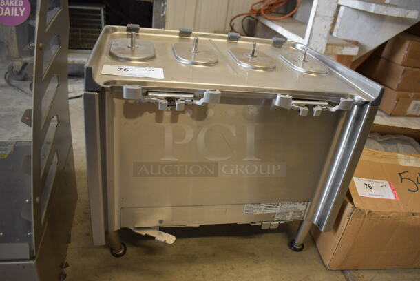 2018 Crathco CS-4E/2D/3D-16 Stainless Steel Commercial Countertop Beverage Dispenser Base. 120 Volts, 1 Phase. 20.5x16x18. Tested and Working! - Image 3 of 6