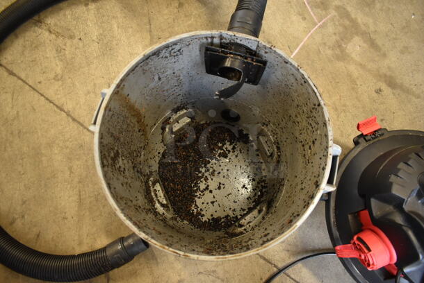 Shop Vac SC16-SQ550 Black Poly Wet Dry Vacuum Cleaner. 120 Volts, 1 Phase. Tested and Working! - Image 6 of 8