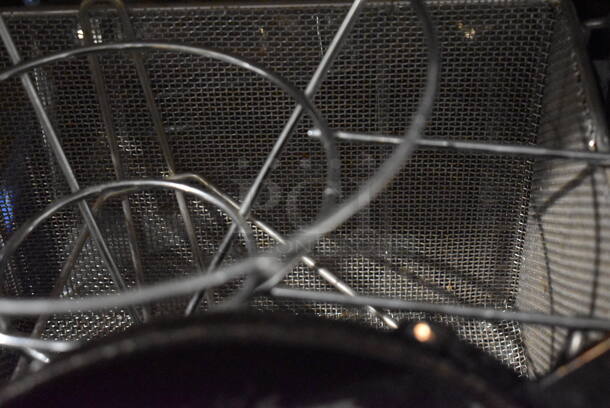 ALL ONE MONEY! Lot of Various Metal Items Including Basket and Subway Line Drop Ins - Image 2 of 5