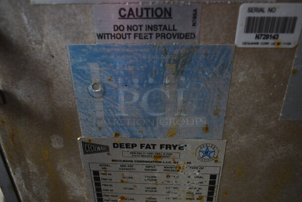 Cecilware FMS403HP Stainless Steel Commercial Floor Style Natural Gas Powered Deep Fat Fryer on Commercial Casters. 110,000 BTU. - Image 6 of 7