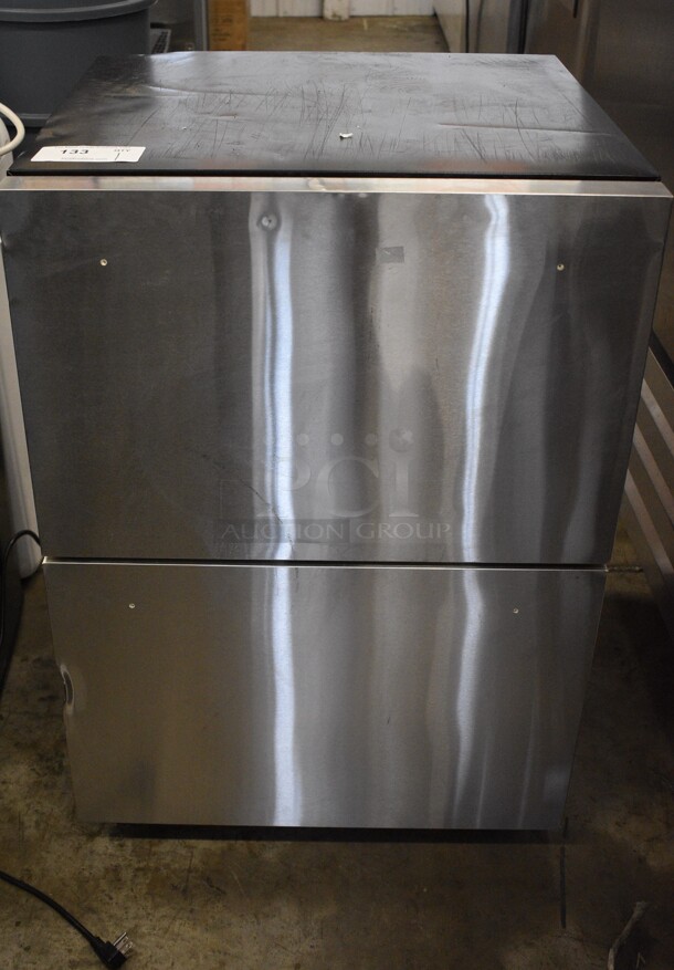BRAND NEW SCRATCH AND DENT! Criterion Model 453-8100 Stainless Steel Commercial 2 Drawer Cooler. 110 Volts, 1 Phase. 23.5x23.5x34. Tested and Working!