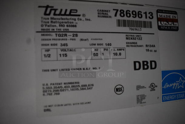 True TG2R-2S Commercial Stainless Steel Reach In Two-Section Cooler With Polycoated Racks on Commercial Casters. 115V/1 Phase. Tested And Working - Image 6 of 7