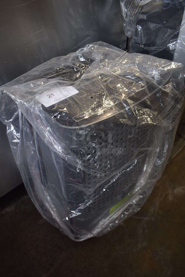 BRAND NEW SCRATCH AND DENT! Soleus Air Metal Portable Dehumidifier on Casters. 115 Volts, 1 Phase. 19x14x28. Tested and Working! - Image 9 of 9
