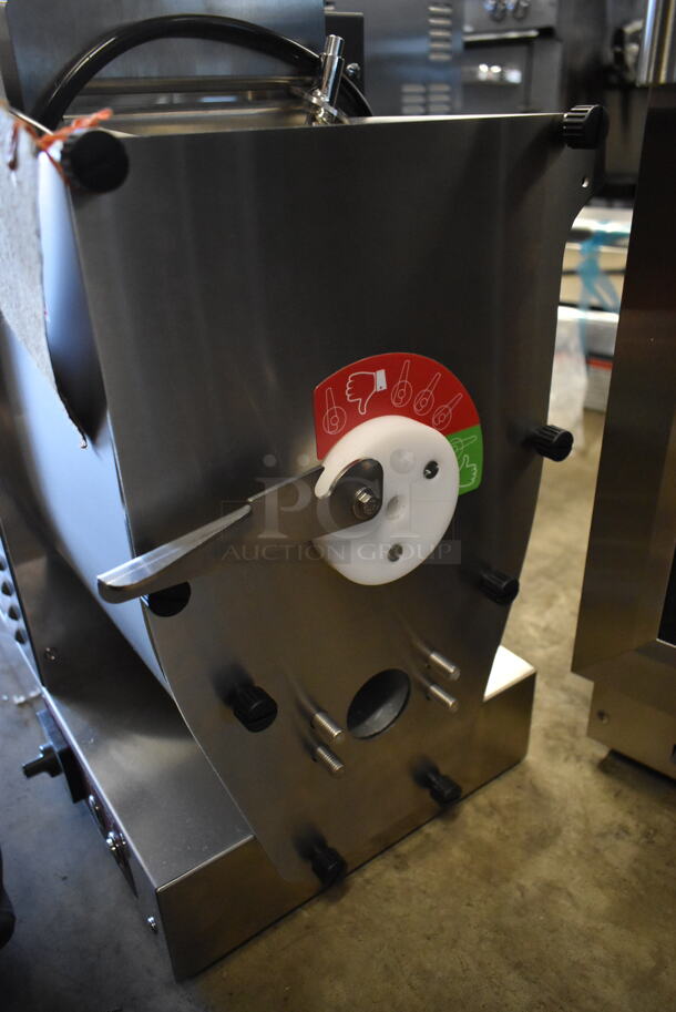 BRAND NEW SCRATCH AND DENT! Estella 348PEM9 Stainless Steel Commercial Countertop 9 lb. Pasta Extruder Machine. 120 Volts, 1 Phase.  - Image 7 of 12