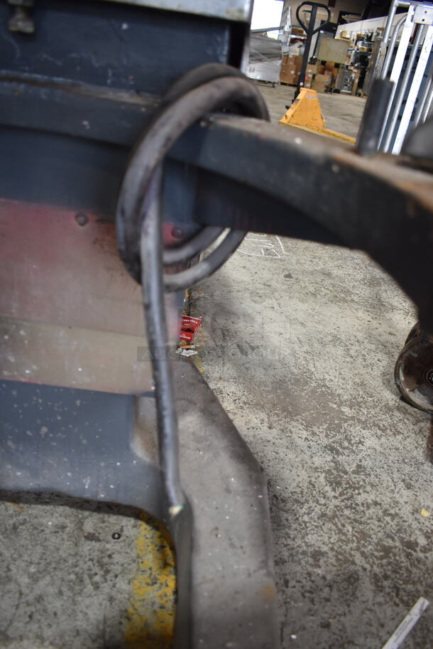 Precision PD-60 Metal Commercial Floor Style 60 Quart Planetary Dough Mixer w/ Bowl Guard. 220 Volts, 3 Phase.  - Image 3 of 6