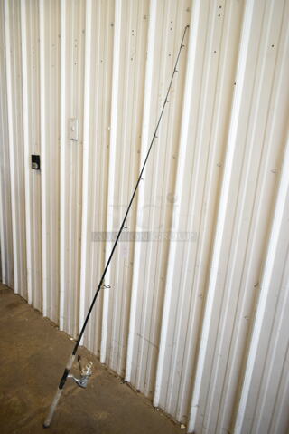 St Croix TIDEMASTER TIS66MHF Fast Action Graphite Fishing Rod w/ Summit Pflueger PSM 40F Reel. 