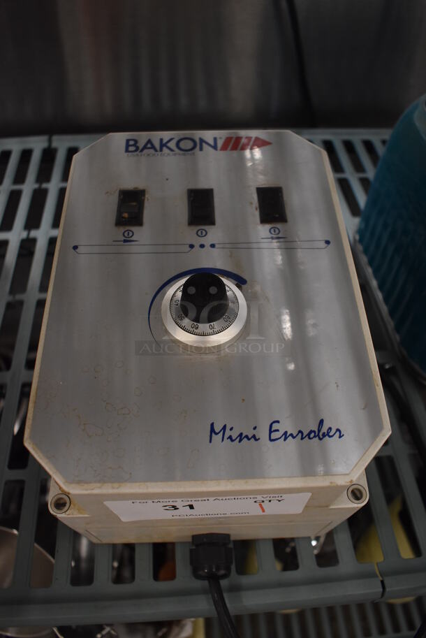 Bakon M.ENROBER Metal Commercial Mini Enrober Enrobing and Finishing Machine Control Box. Goes GREAT w/ Lot 37! 120 Volts, 1 Phase. 9x11x8