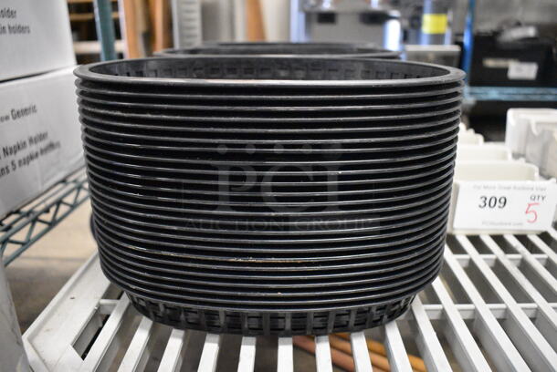 24 Black Poly Food Baskets. 10.5x7x1.5. 24 Times Your Bid! - Image 3 of 3