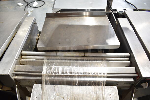Hobart HWS-4 Stainless Steel Wrapping Station w/ Hobart HTi P Scale. 120 Volts, 1 Phase. Tested and Working! - Image 4 of 6
