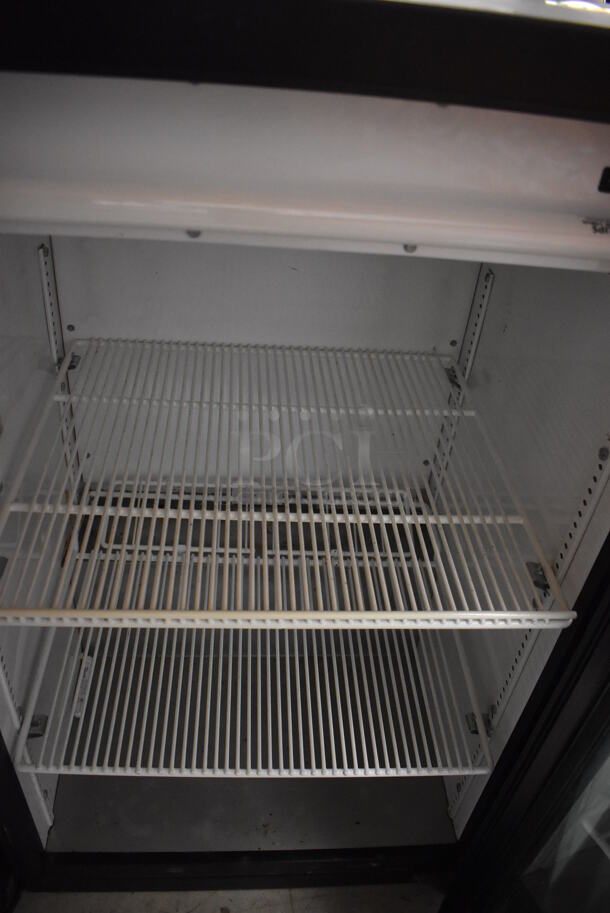 2013 True GDM-07 Metal Commercial Mini Cooler Merchandiser w/ Poly Coated Racks. 115 Volts, 1 Phase. 24x24x39. Tested and Working! - Image 5 of 6