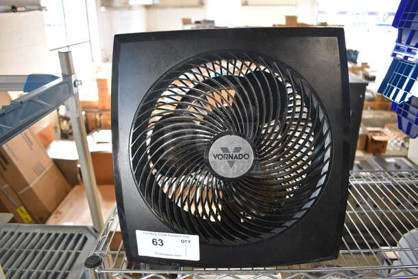 Vornado Black Poly Countertop Fan. 14x8x15. Tested and Working!