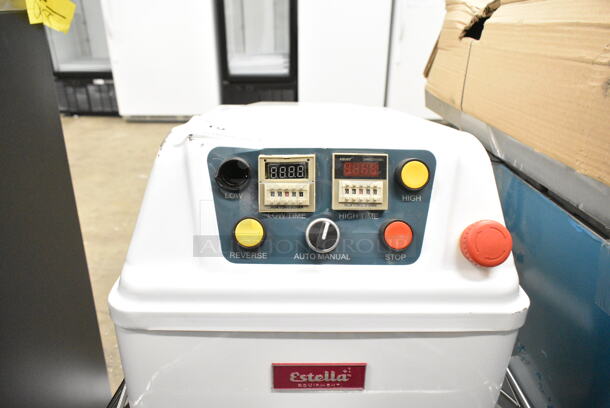 BRAND NEW SCRATCH AND DENT! Estella 348SM80 Metal Commercial Floor Style 80 Qt. / 116 lb. Two-Speed Spiral Dough Mixer w/ Stainless Steel Mixing Bowl, Bowl Guard and Dough Hook. 220 Volts, 3 Phase.  - Image 5 of 8