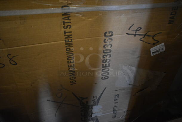 BRAND NEW SCRATCH AND DENT! Regency 600ES3036G 30" x 36" 16-Gauge Stainless Steel Equipment Stand with Galvanized Undershelf - Image 3 of 4