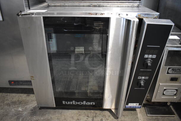Moffat Turbofan Stainless Steel Commercial Convection Oven. 208 Volts, 1 Phase. 29x35x29