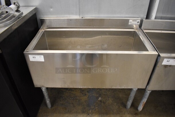 Krowne Stainless Steel Commercial Insulated Ice Bin. 36x18.5x32.5.