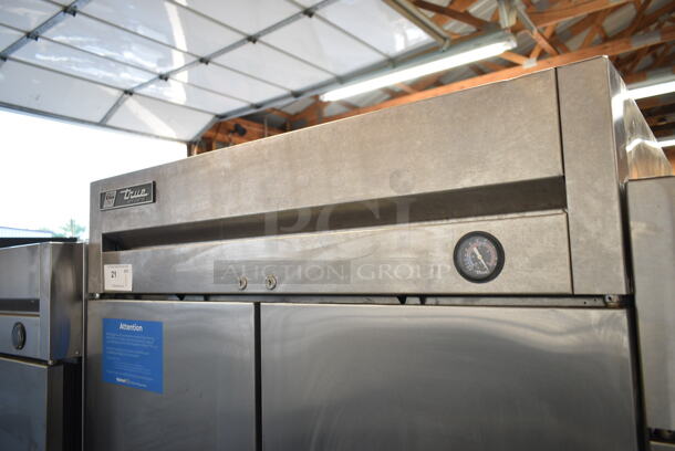 2017 True T-35 Stainless Steel Commercial 2 Door Reach In Cooler w/ Poly Coated Racks on Commercial Casters. 115 Volts, 1 Phase. Tested and Powers On But Does Not Get Cold - Image 4 of 9