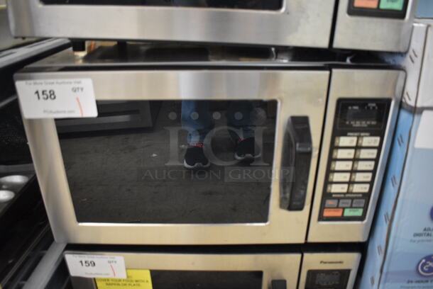 2014 Panasonic NE-1054F Metal Countertop Commercial Microwave Oven. 120 Volts, 1 Phase. 20x13x12