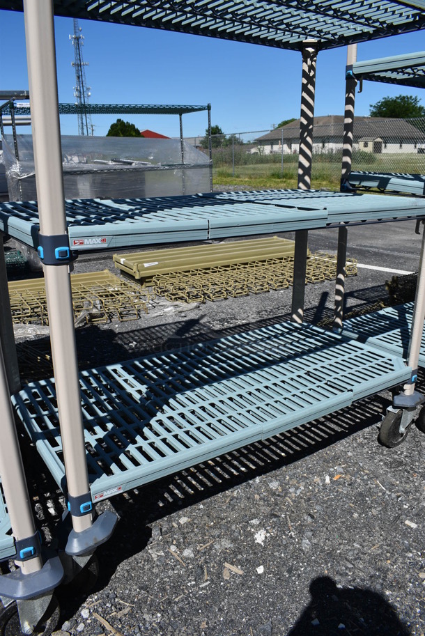 Metro Max Poly and Metal 3 Tier Shelving Unit on Commercial Casters. BUYER MUST DISMANTLE. PCI CANNOT DISMANTLE FOR SHIPPING. PLEASE CONSIDER FREIGHT CHARGES. 42x21x67 - Image 3 of 3