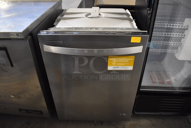 BRAND NEW SCRATCH AND DENT! Whirlpool WDT705PAKZ 0 Chrome Finish Undercounter Dishwasher. 24x26x34
