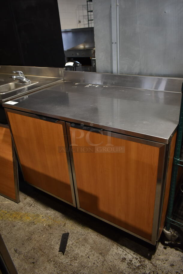 Duke RUF-48M Stainless Steel Commercial 2 Wood Pattern Door Work Top Cooler. 120 Volts, 1 Phase. Tested and Working!