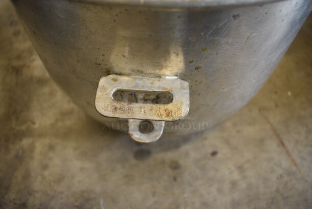 Hobart A200 Metal Commercial 20 Quart Mixing Bowl. 15x13.5x11.5 - Image 4 of 4