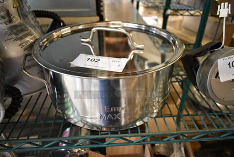 BRAND NEW SCRATCH AND DENT! Bayou Classic Stainless Steel Steaming Stock Pot. 