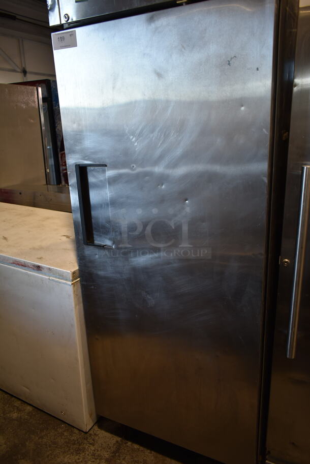 True TR-31F Stainless Steel Commercial Single Door Reach In Freezer w/ Metal Racks on Commercial Casters. 115 Volts, 1 Phase. Tested and Working! - Image 3 of 6